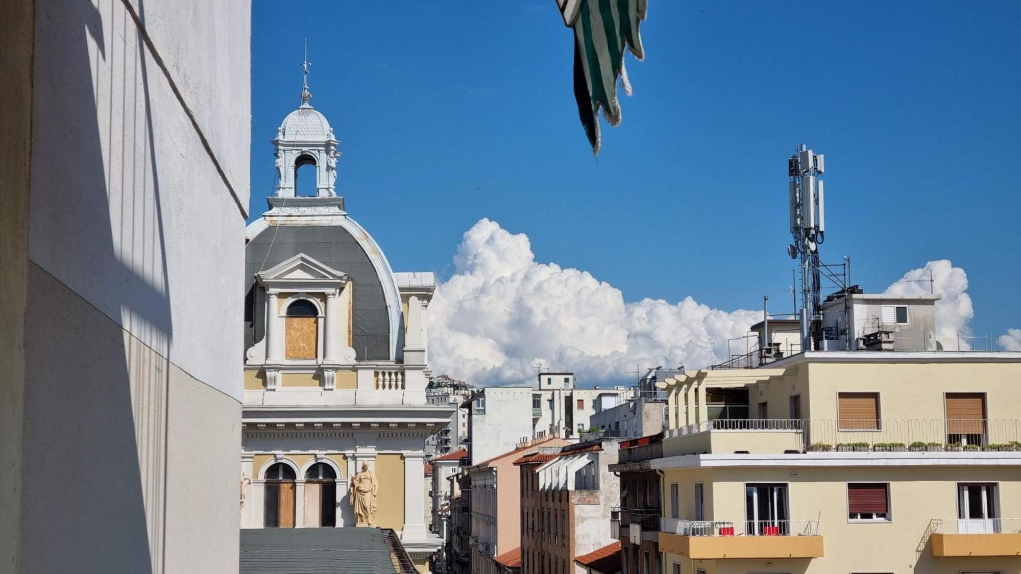 Milano Apartment Trieste Eksteriør bilde